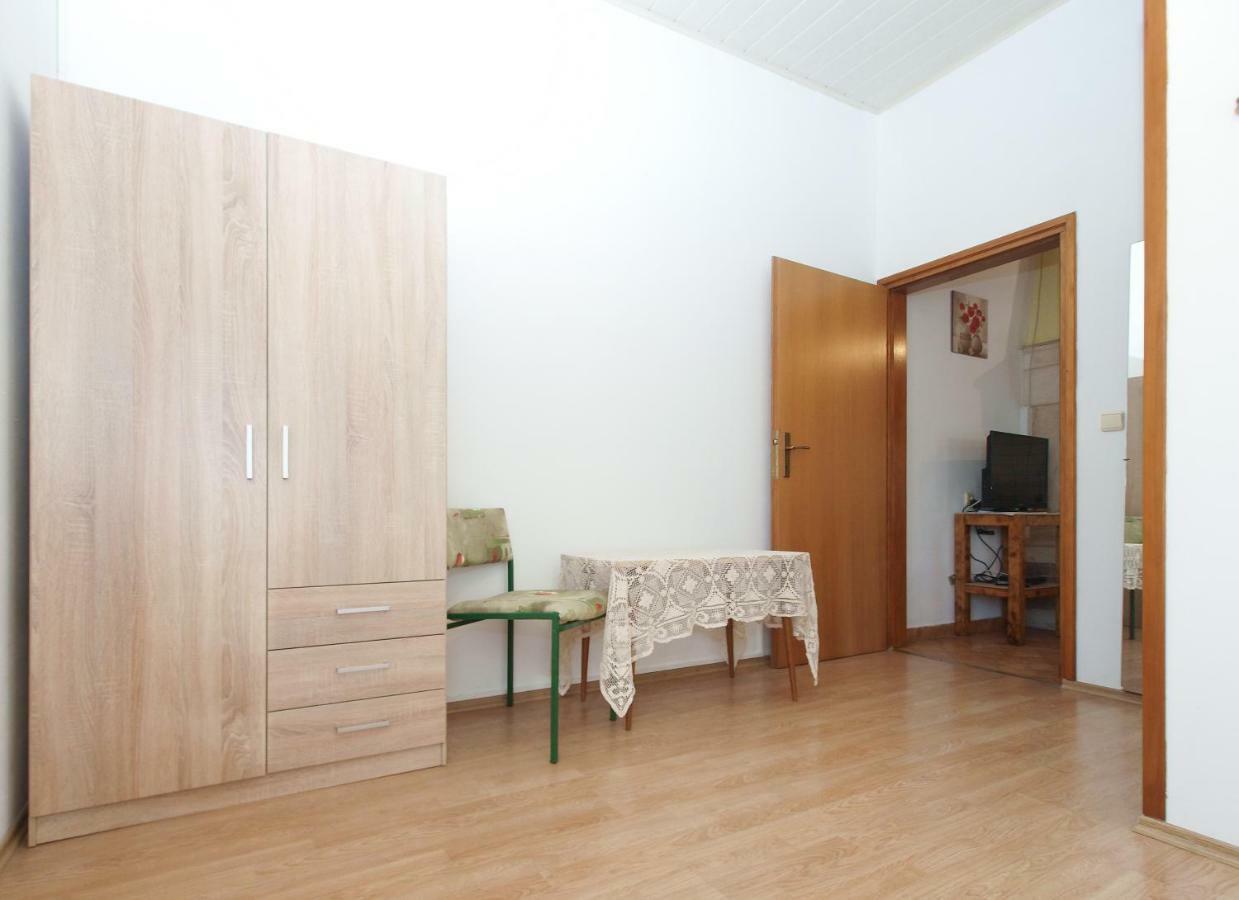 Boris 1965 Apartment
